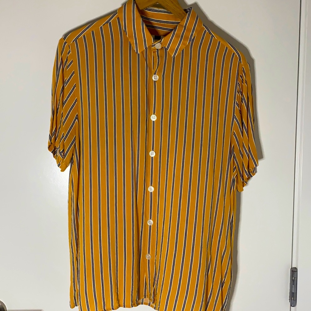 Topman button down, soft fabric